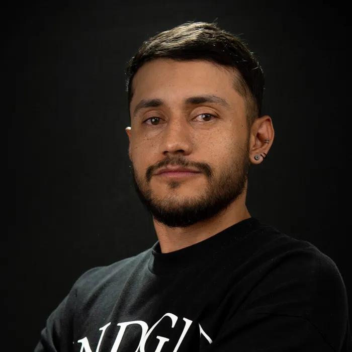 Manuel E., Diseñador gráfico en Rowell